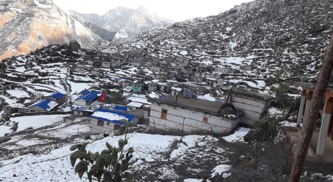 हिमाली भेगमा हिमापात, हवाईउडान अबरुद्ध,जनजिवन कष्टकर