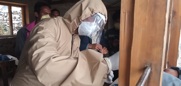 ¥यापिड टेस्ट गर्दा मुगुमा एक जनामा पोजिटिभ