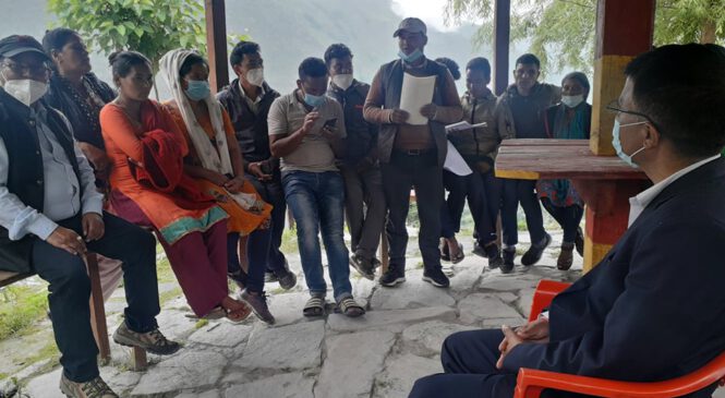 दोहोरी खेल्दै सोरु गाउँपालिका