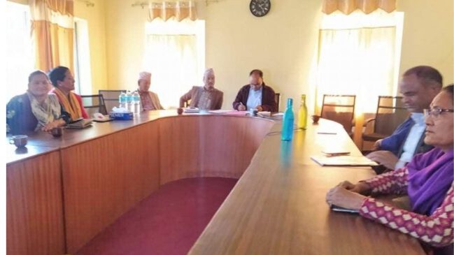 एमालेले फिर्ता लियो कर्णाली प्रदेश सरकारलाई दिएको समर्थन,तर माधव नेपाल पक्षले भन्यो :हाम्राे समर्थन् कायमै छ