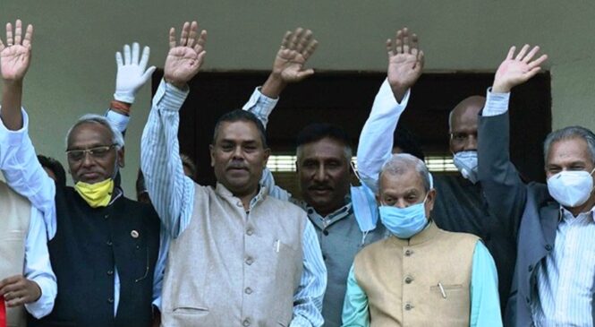 सांसदलाई ह्वीप जारी नगर्ने,जसपाको निर्णय