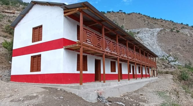 पहिलो पटक इ हाजीरी प्रणाली लागु गर्दै हुम्लाको अदानचुली गाउँपालिका ।