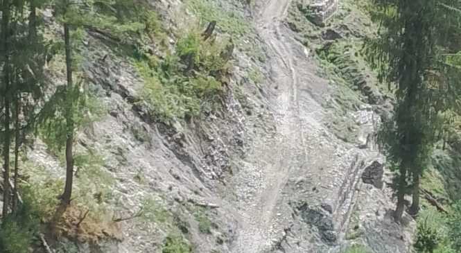 निर्माण सुरु भएको तीन वर्ष सकिदा पनि मुगुको बहुप्रतीक्षित रारा–सल्लेरी–पिना–कुटिला–घट्टलेख सडक अलपत्र