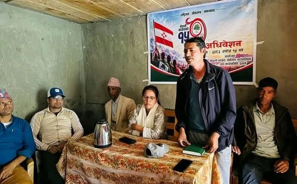 गगन पक्षको अधिवेशन सकिँदा देउवा पक्षले हुम्लामा वडा अधिवेशन थाल्यो ।।
